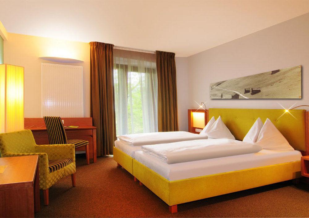 Hotel Clara Vahrn Bagian luar foto