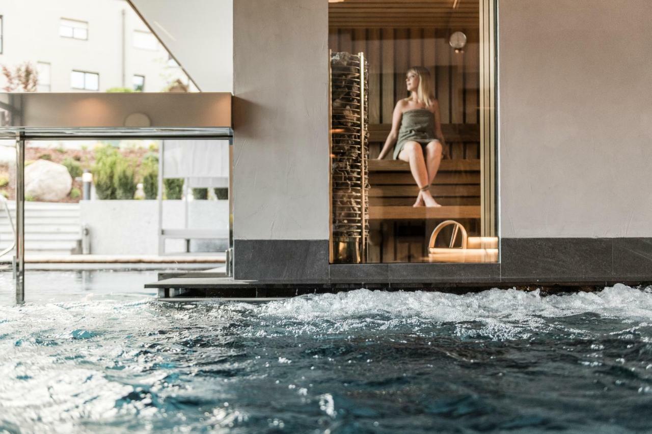 Hotel Clara Vahrn Bagian luar foto